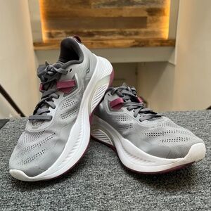 🌸 Saucony Womens Guide 15 S10684-15 Gray Running Shoes Sneakers